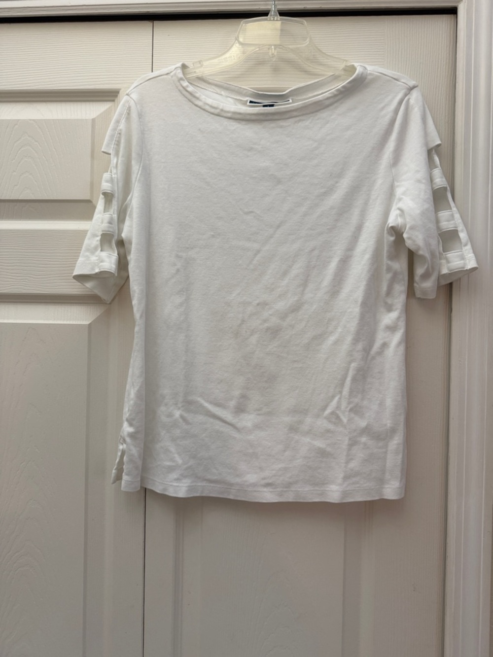 Karen Scott White Crew Neck Tee with Branded Collar Tag